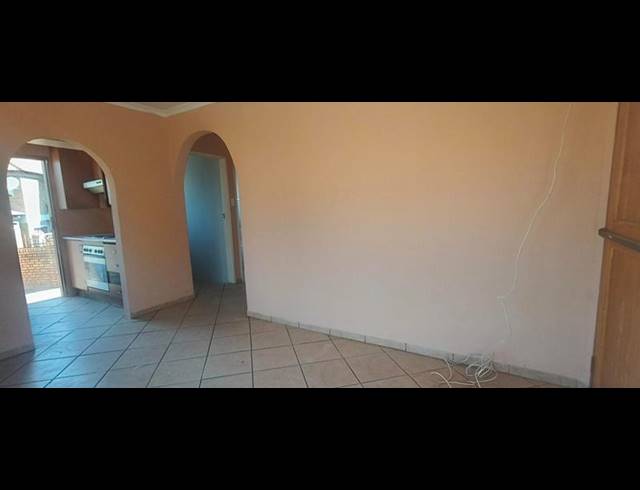 3 BEDROOM HOUSE FOR SALE IN DANVILLE